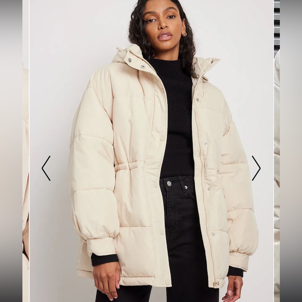 NAKD puffer beige jacket (w/ removable hood)/NEW WITHOUT TAGS/size EUR 32 US 4